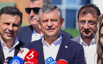 Yeni Parti Vitrin Değişikliği