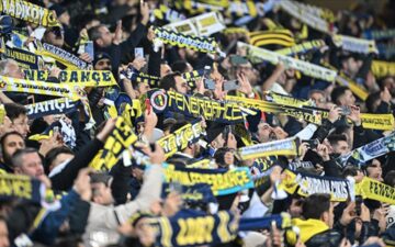 Fenerbahçe taraftarları