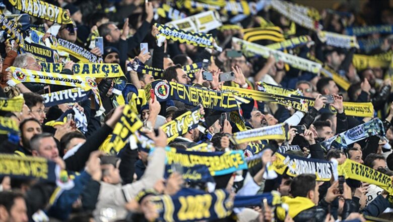 Fenerbahçe taraftarları