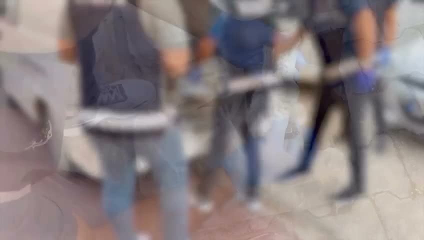 Tabanca Ele Geçirildi