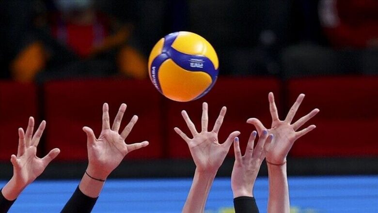 Hadırlıgücü Kız Voleybol Takımı
