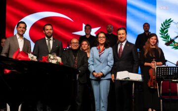 Guatemala Büyükelçiliği Ensemble